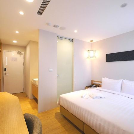 Shin Sei Bashi Hotel Taichung Room photo