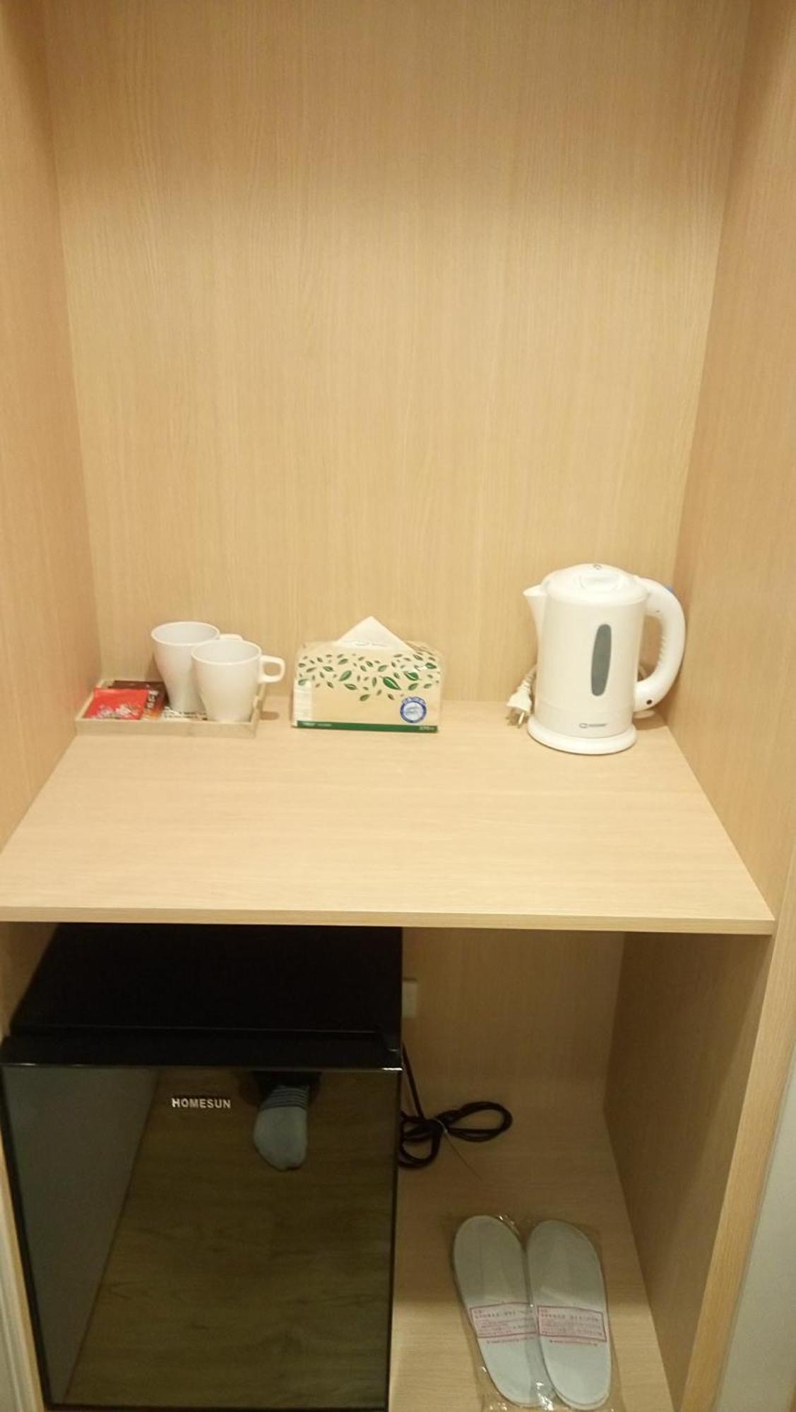 Shin Sei Bashi Hotel Taichung Room photo